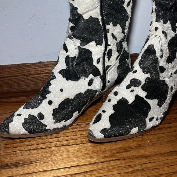 VINTAGE FAUX FUR OVER THE KNEE COWPRINT BOOT - Picture 3 of 4